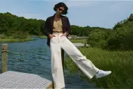 Adiós al dilema de qué ponerte por las mañanas: qué es el “power casual”, el estilo que todos están usando