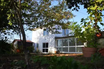 Una residencia en Portugal se propone como el lugar ideal para artistas que buscan aires nuevos