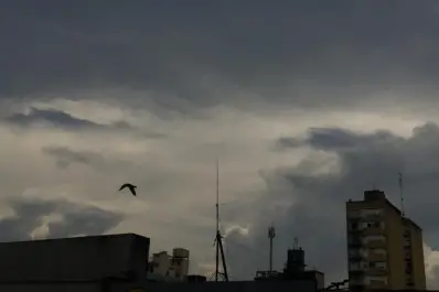Tras una jornada agobiante, rige una alerta amarilla por tormentas fuertes en Tucumán