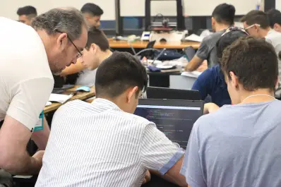 Las carreras más cortas y con rápida salida laboral en Argentina, según la Inteligenia Artificial