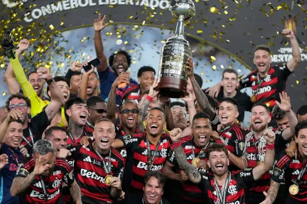 Copa Libertadores: Flamengo venció a Palmeiras y alcanzó el tetracampeonato
