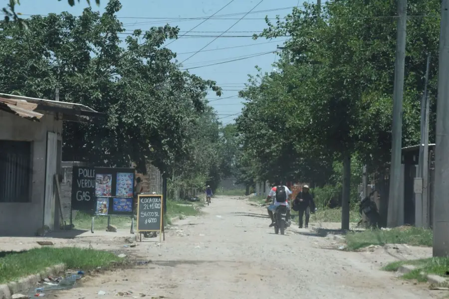 BARRIOS VULNERABLES. Los chicos viven en una zona con muchas carencias.