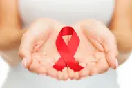 Aumentan los diagnósticos de VIH en la Argentina y advierten por la falta de políticas de prevención