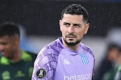 Gabriel Arias se va libre de Racing: perdió la titularidad y no renovará su contrato