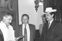 Recuerdos fotográficos: 1991. Cuando el “Malevo” le regaló su sombrero al “Chiche” Aráoz