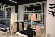 H&M vuelve a vender en Argentina: precios, productos y en qué Coto conseguirlos
