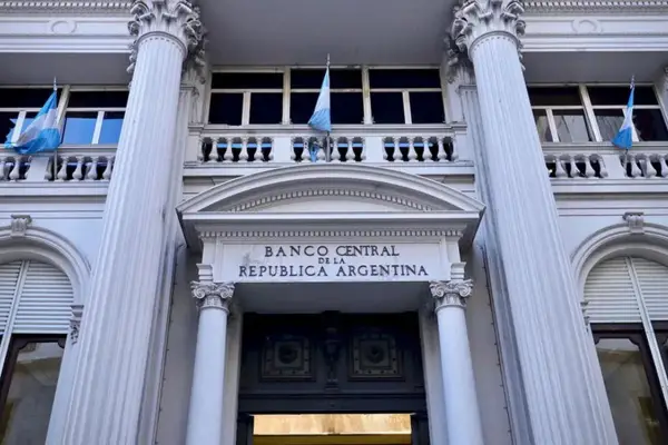 Bandas cambiarias: mismo techo, ¿con un nuevo piso?