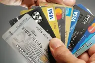 ¿Cuánto tiempo debe pasar para que las deudas de la tarjeta de crédito pierdan vigencia y no se pueda hacer reclamo?