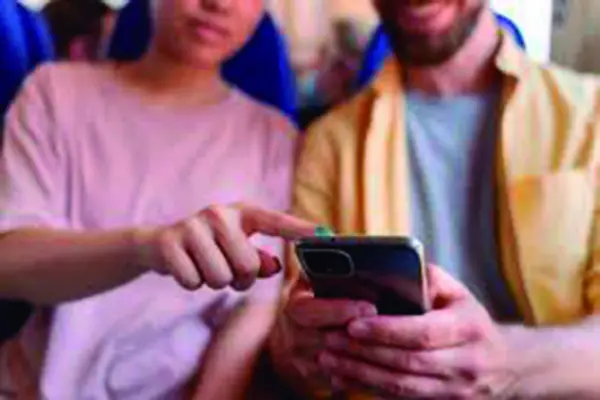 El fenómeno “parasocial”: la tendencia que alerta a especialistas en psicología