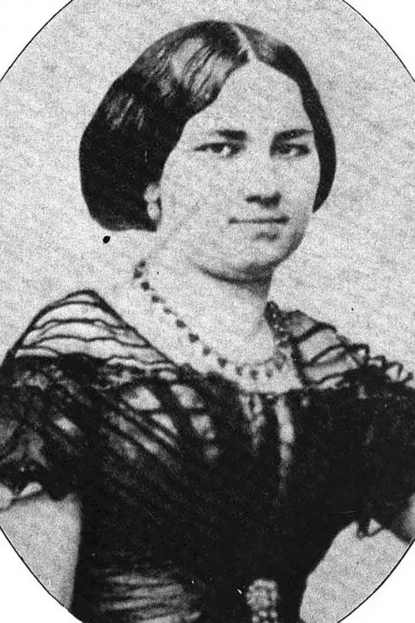 AGUSTINA. Vivió penurias atroces por socorrer a su marido.