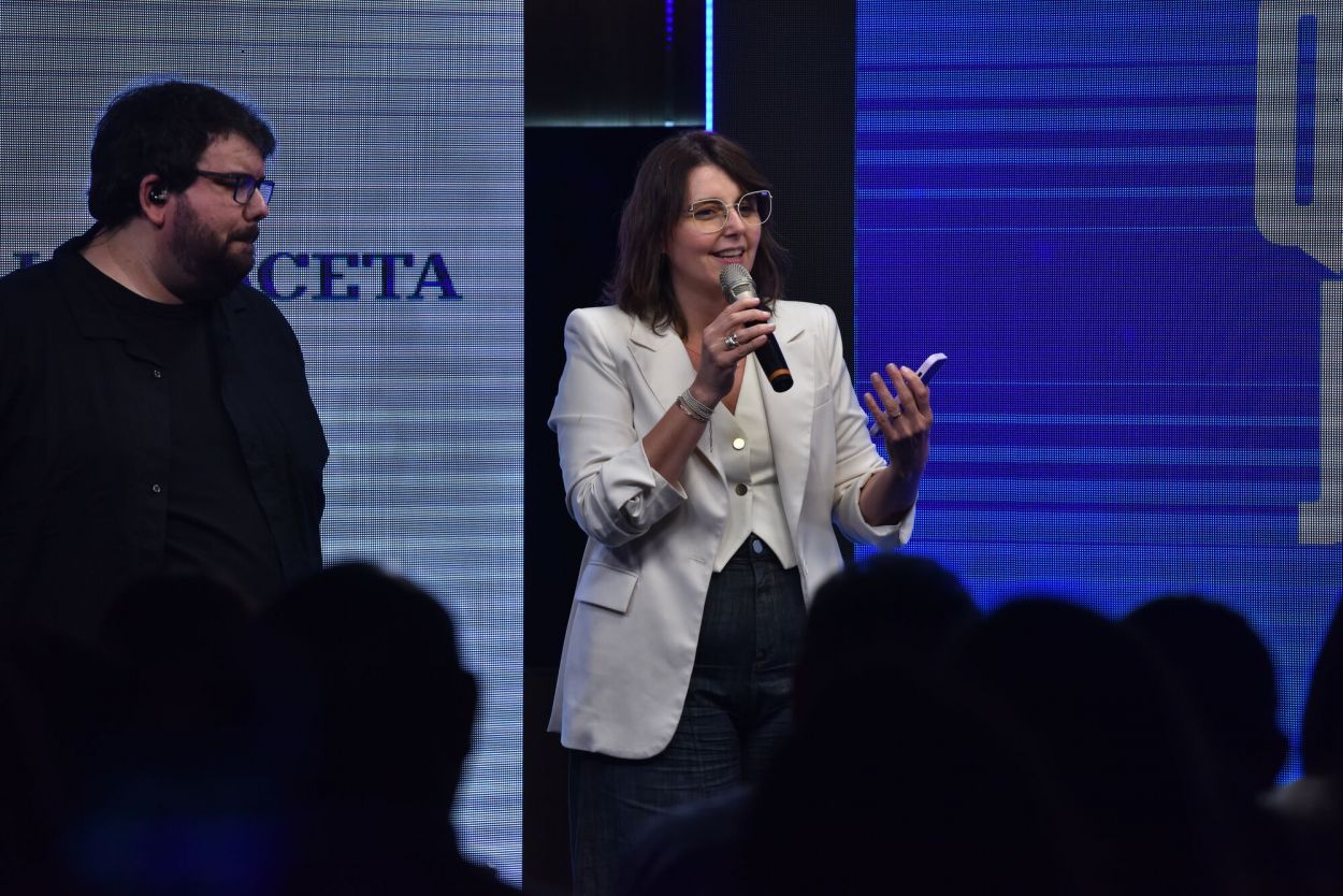 APERTURA. La gerenta comercial de LA GACETA, Patricia Ribone, abrió la cita y agradeció la presencia de los expositores y oyentes.