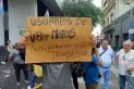 Protesta de trabajadores de Uber: “Hay que subirse 12 horas a una moto para llegar a fin de mes”