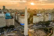 Más de un millón de visitantes eligieron a Buenos Aires durante los fines de semana largos de 2025