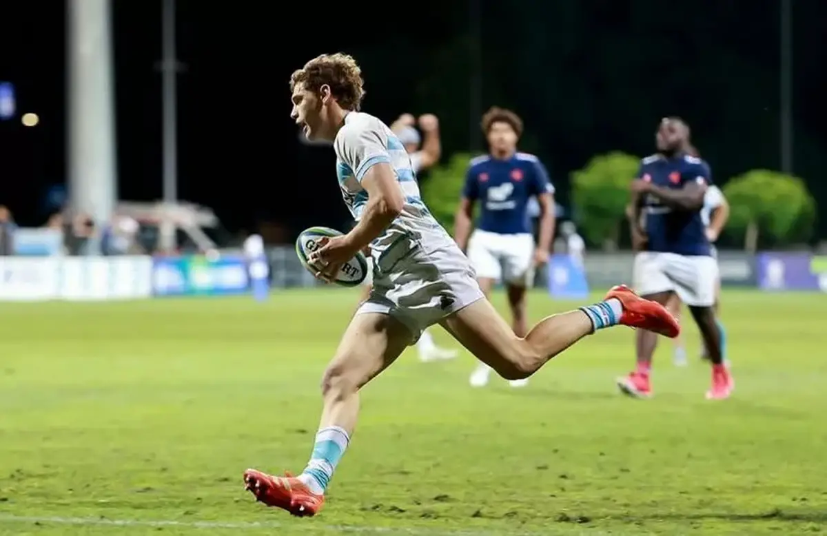 CENTRO. Pedro Coll consiguió la medalla de bronce con Los Pumitas este año.