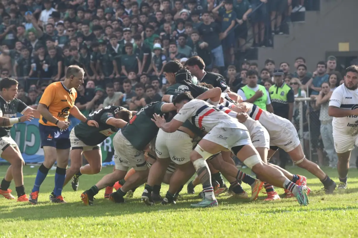 UNA FINAL REÑIDA. Tucumán Rugby y Natación y Gimnasia protagonizaron duelo cerradísimo; el Verdinegro, finalmente, se quedó con la corona del NOA.