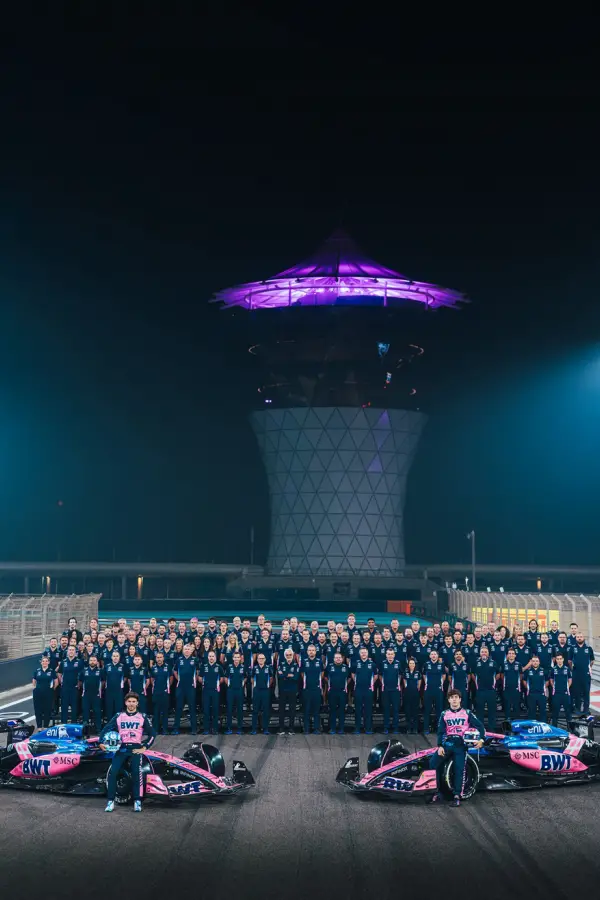 Mientras Alpine se congela, la lucha por el N°1 arde