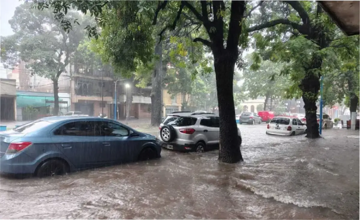 Tucumán y otras 11 provincias bajo alerta meteorológica por tormentas.