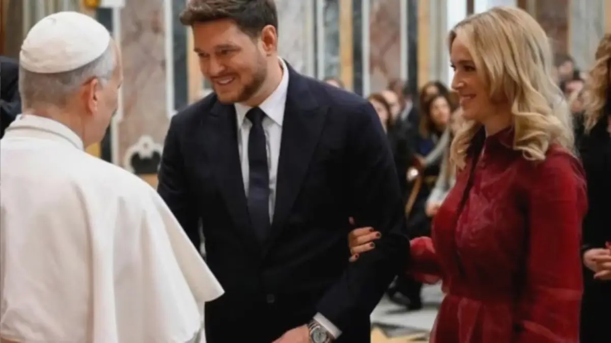 EN EL VATICANO. Michael Bublé y Luisana Lopilato participaron en la sexta edición del Concierto con los Pobres, un evento de música e inclusión.