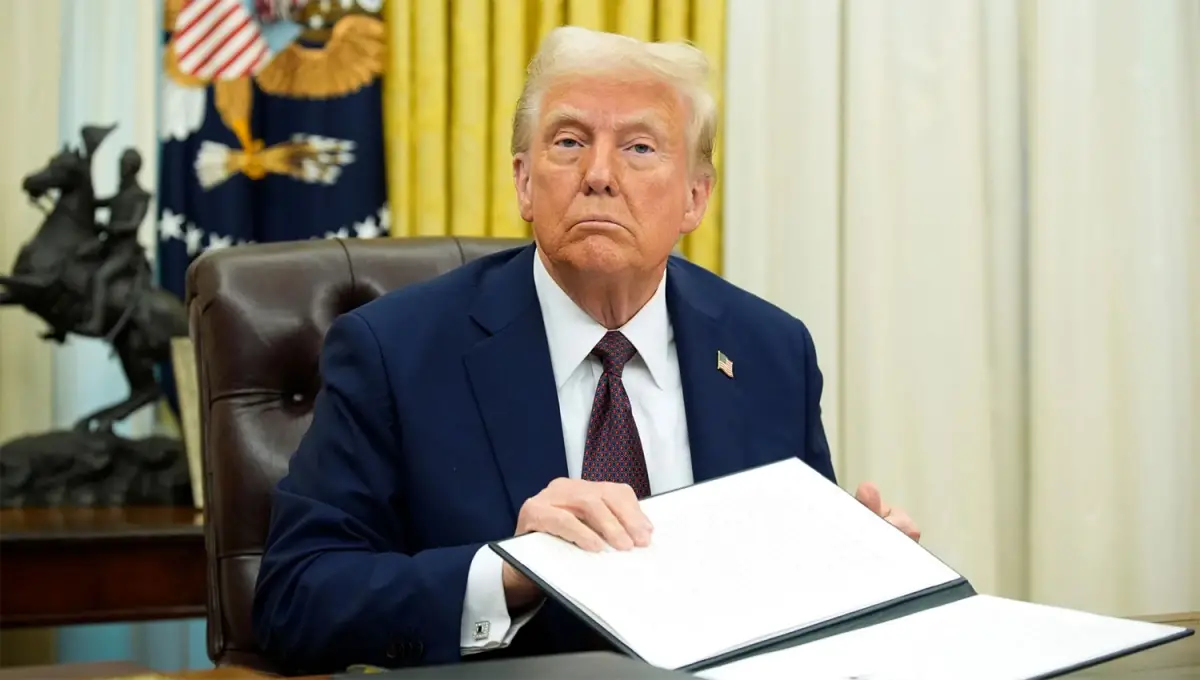 EN LA DISCUSIÓN. Trump teme que la compra de Netflix provoque un problema en términos de competencia. 