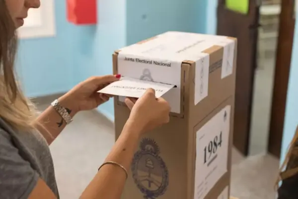 Confirmaron el procesamiento de dirigentes por presuntas maniobras con fondos para imprimir boletas