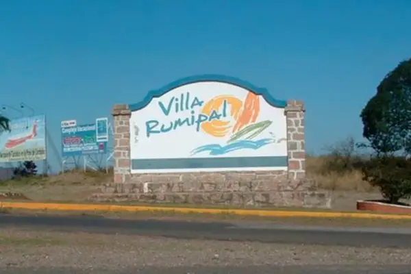 Descubren que una mujer convivía con el cadáver de su hija oculto bajo la cama