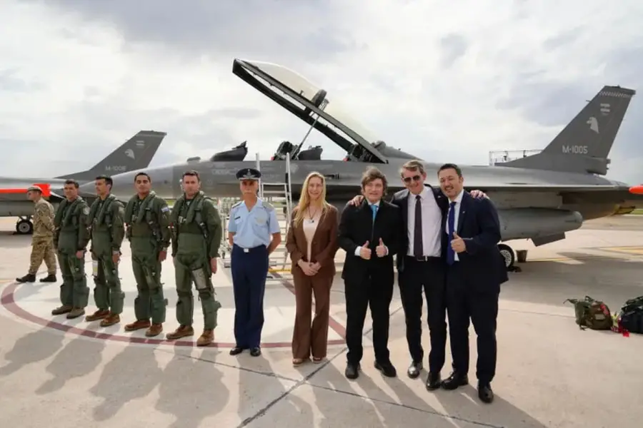 CRÍTICAS. Para sectores de la oposición, la llegada de los F-16 es “inútil”