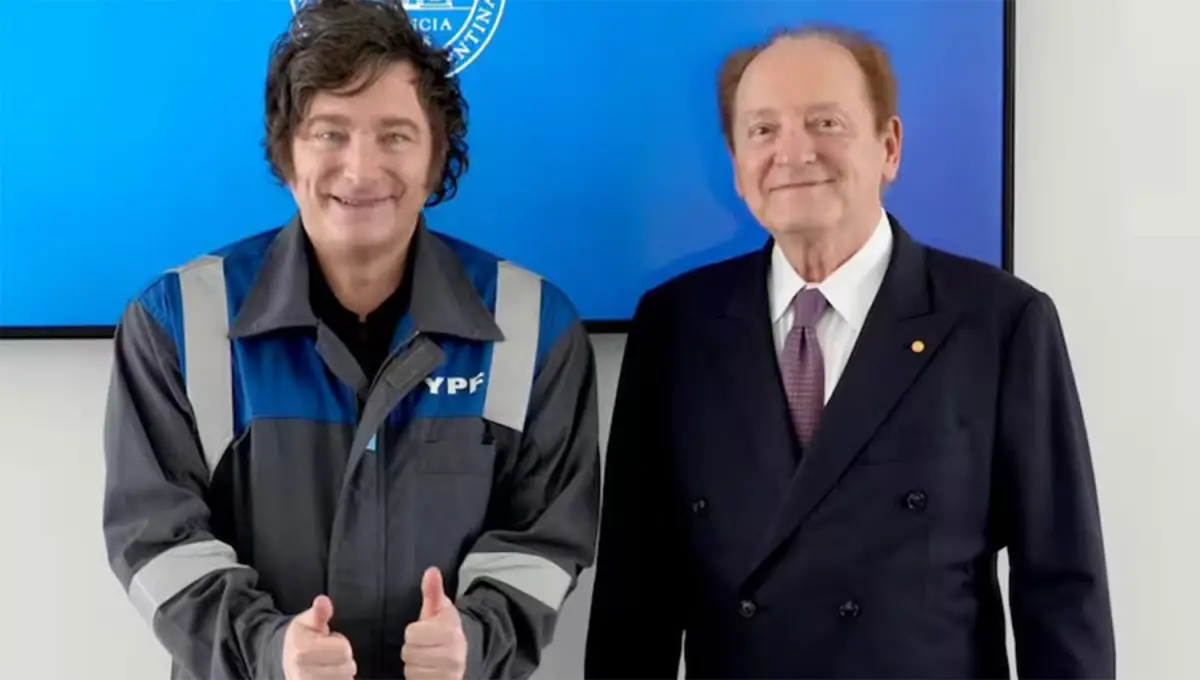 ¿SE CAMBIÓ? Horas antes de tomar el avión a Oslo, Milei recibió en la Quinta de Olivos al economista estadounidense Robert C. Merton.