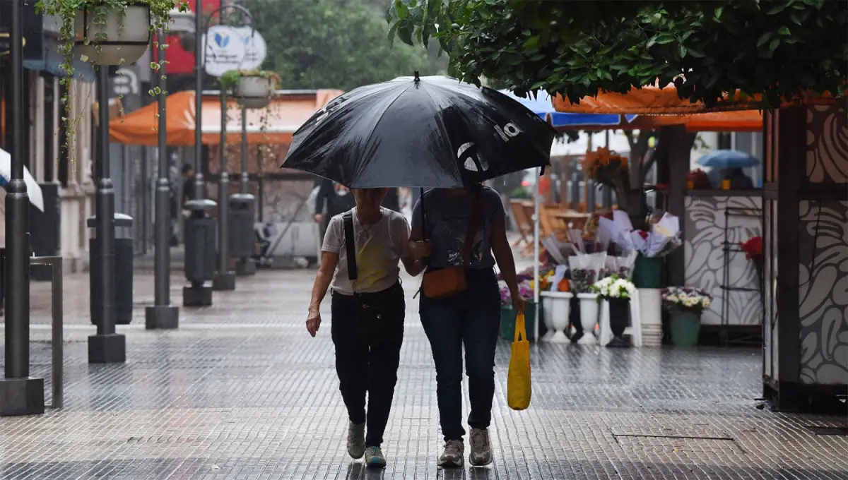 El tiempo en Tucumán: se espera otra jornada calurosa y hay alerta por fuertes tormentas