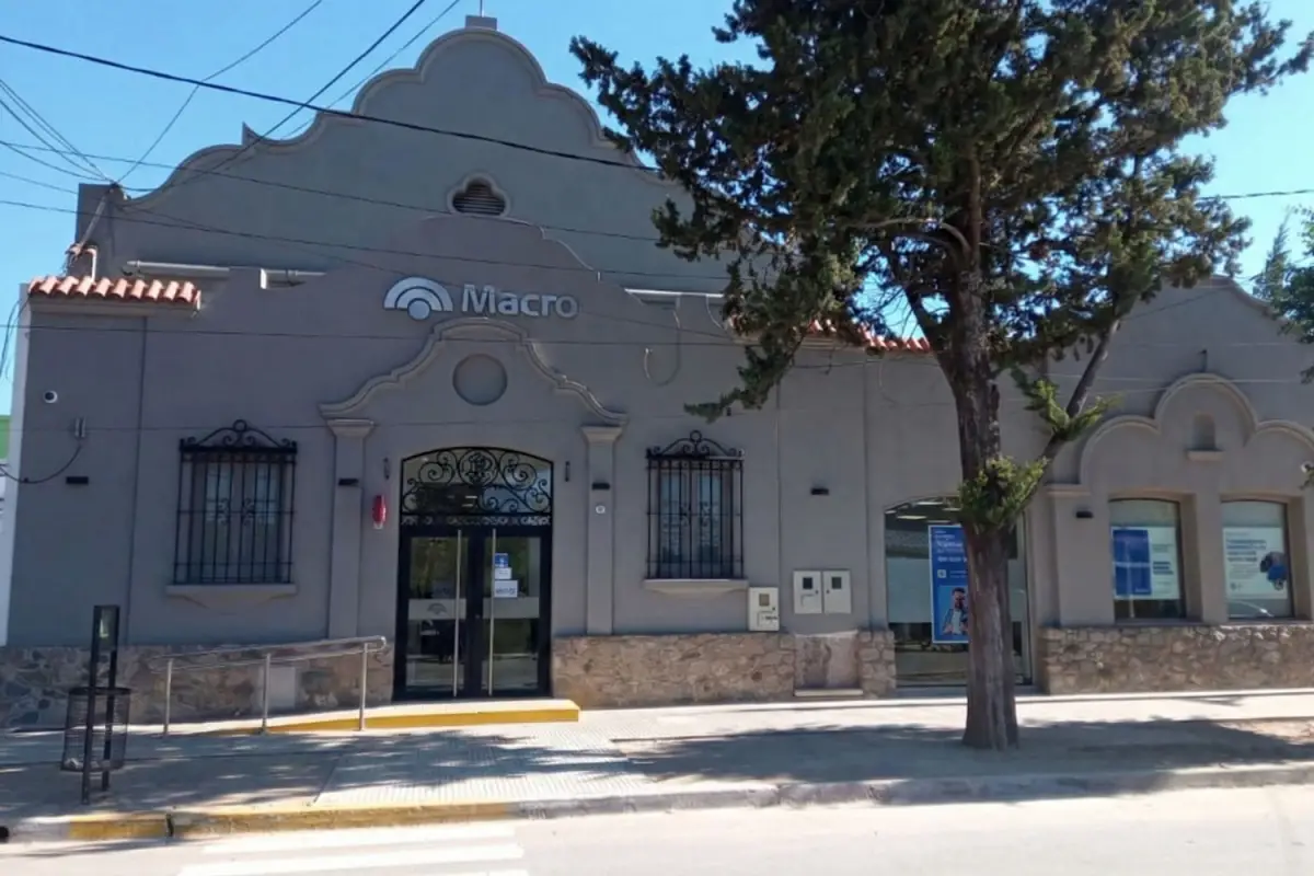 Banco Macro anuncia la remodelación total de la sucursal Trancas