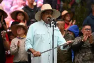 Trump se adueña de un barco y vuela cazas sobre Venezuela