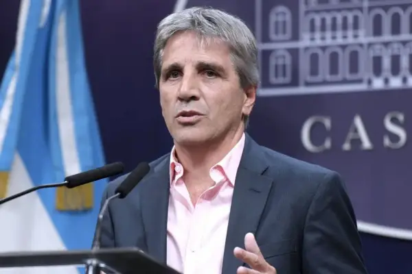 Luis Caputo descartó que el nuevo esquema cambiario acelere la inflación y habló de las reservas