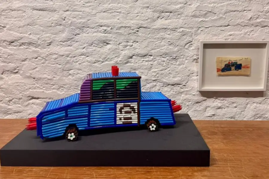 TAMBIÉN HAY OBJETOS. En este caso, confeccionado con felpas.