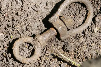 Hallazgo inesperado en la Quebrada de Lules: descubren un antiguo eslabón de hierro que abre nuevas preguntas sobre el pasado