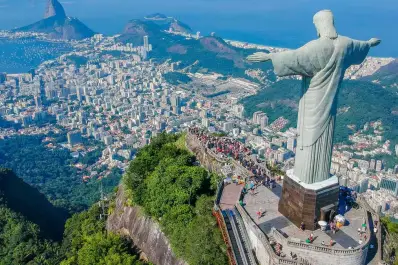 Vacaciones 2026: cuánto más barato resulta viajar a Brasil que a la costa argentina