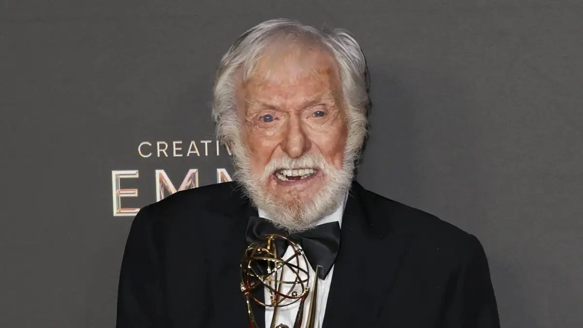 Dick Van Dyke llegó a los 100 años: humor, energía y un legado eterno en Hollywood