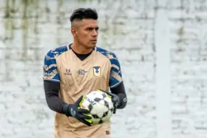 Regional Amateur: con bajas sensibles, Tucumán Central y San Pablo abren una serie apasionante en Villa Alem