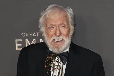 Dick Van Dyke llegó a los 100 años: humor, energía y un legado eterno en Hollywood