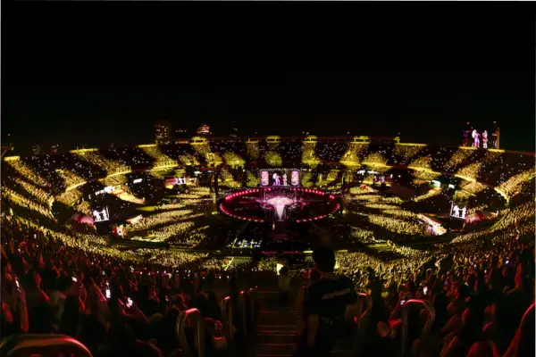 María Becerra rompió récords en River Plate con su show 360