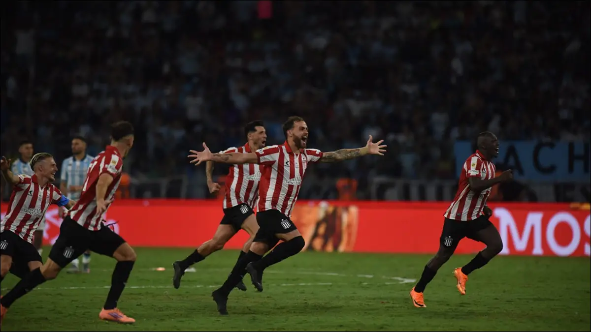 DECISIVA. Estudiantes se coronó campeón tras un partido lleno de tensión, donde el empate 1-1 en el tiempo regular y la definición por penales marcaron el camino hacia el título.