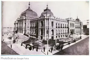 Recuerdos fotográficos: así crecieron las palmeras de la Casa de Gobierno