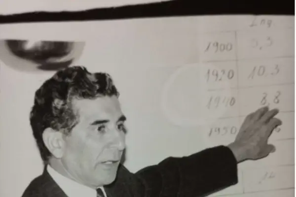 Una mirada al universo: Orlando Bravo, mucho más que un doctor en Física