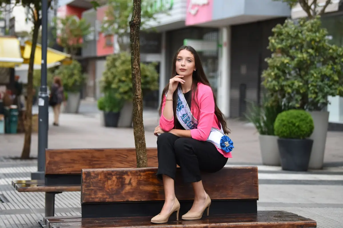 DESDE ALBERDI. La joven de 17 años, piensa en el futuro y cuenta que va a estudiar Psicomotricidad.