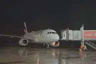 Tucumán amplió su conexión al mundo: aterrizó el primer vuelo directo desde Lima