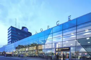Los viajes con escala en Lima tienen un sobrecosto por una tarifa especial