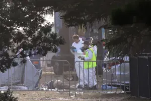 Qué se sabe del ataque en Bondi Beach, la playa más famosa de Australia