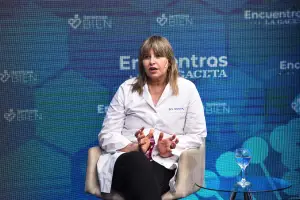 Celulares en la cama, pastillas y poco descanso: los tucumanos duermen cada vez peor