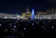 Así fue la inauguración del mega pesebre y el árbol de Navidad gigante del Vaticano