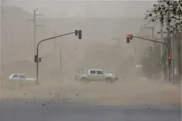 600x400_rige-alerta-nivel-amarillo-vientos-hasta-80-km-h-1116960-064014.webp