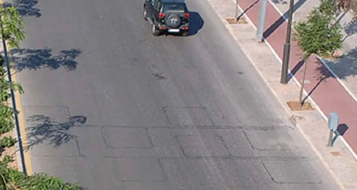 Cómo identificar una cámara de velocidad por una pista clave en el pavimento