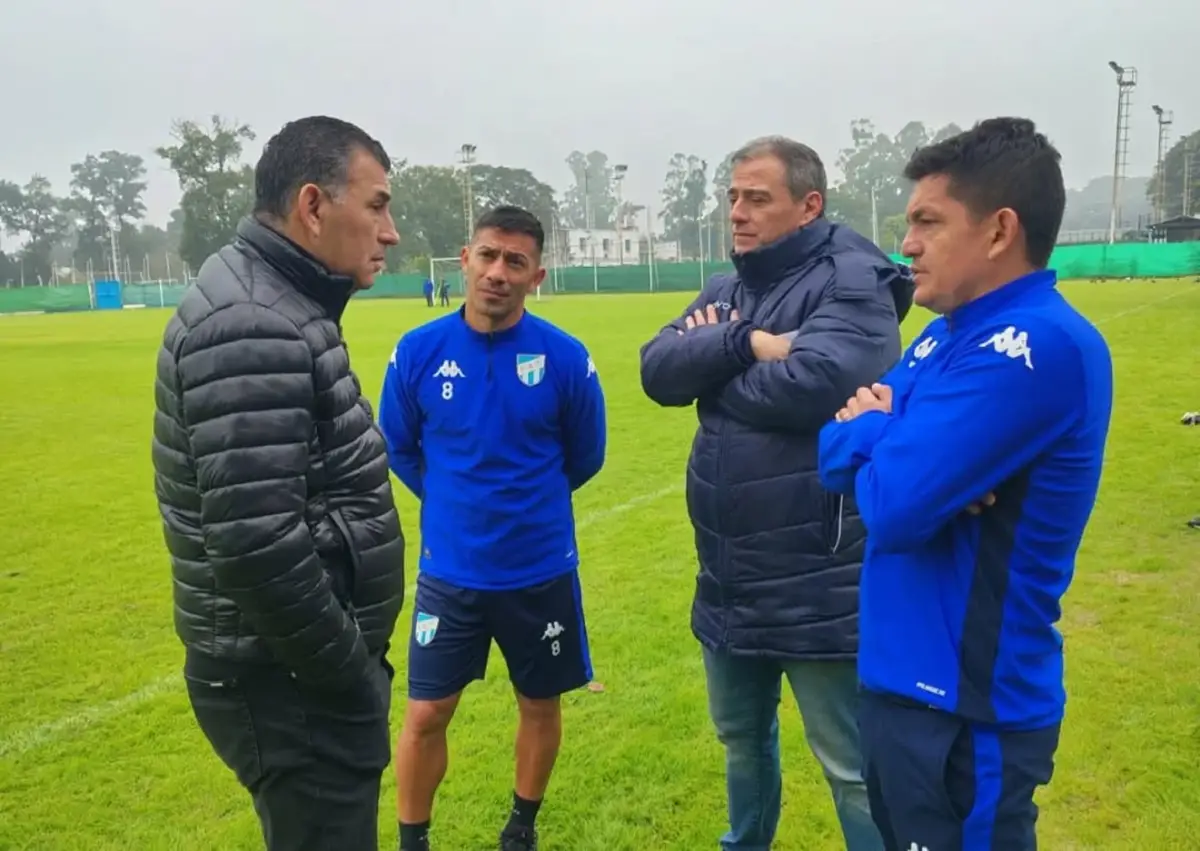 OTROS TIEMPOS. Acosta dialoga con Leito, Golobisky y 